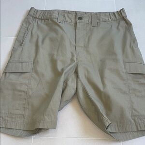 Vertx Men's Tactical Cargo Shorts in Tan